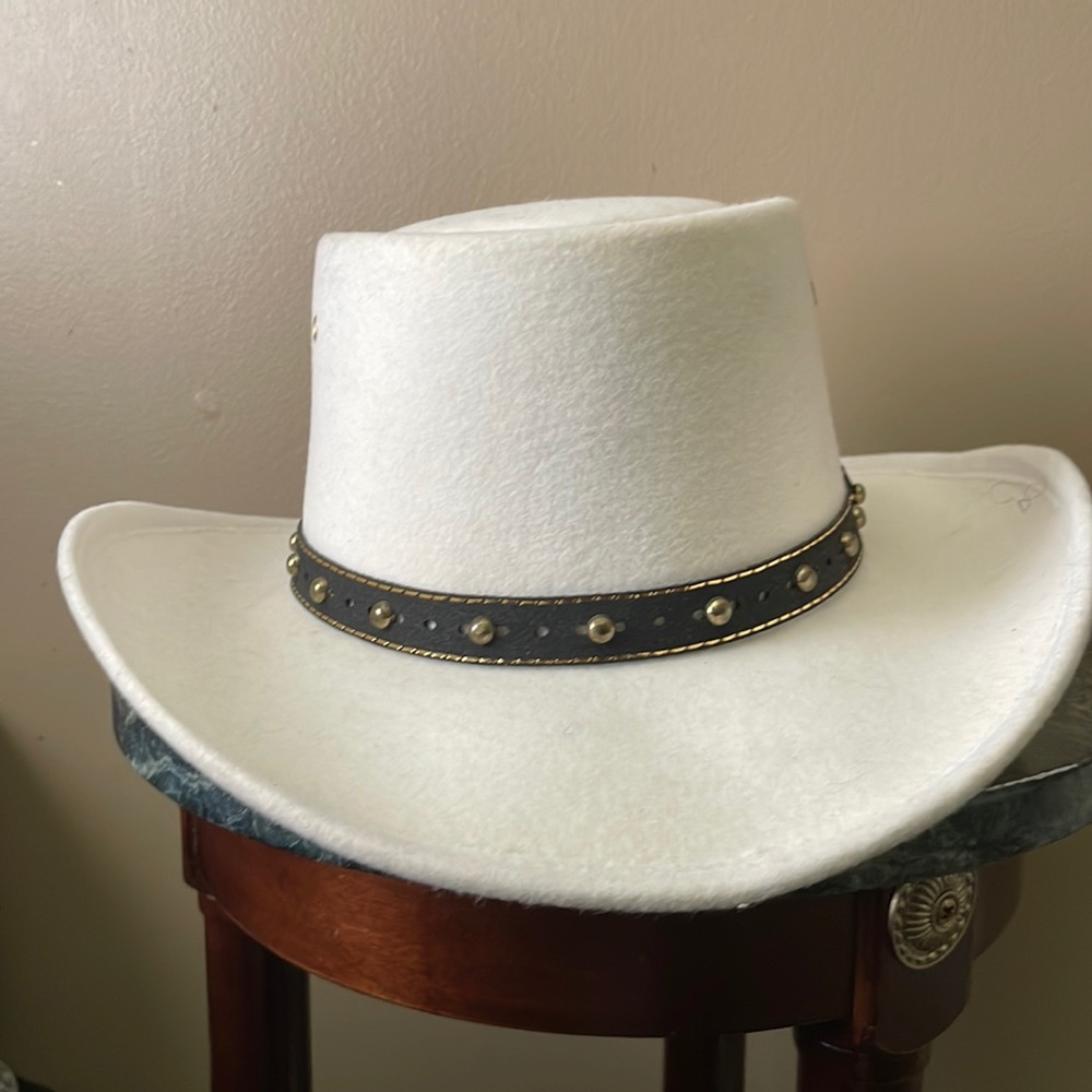 White Felt Western Hat with Studded Black Band